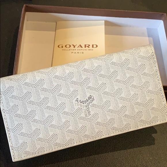 goyard white wallet